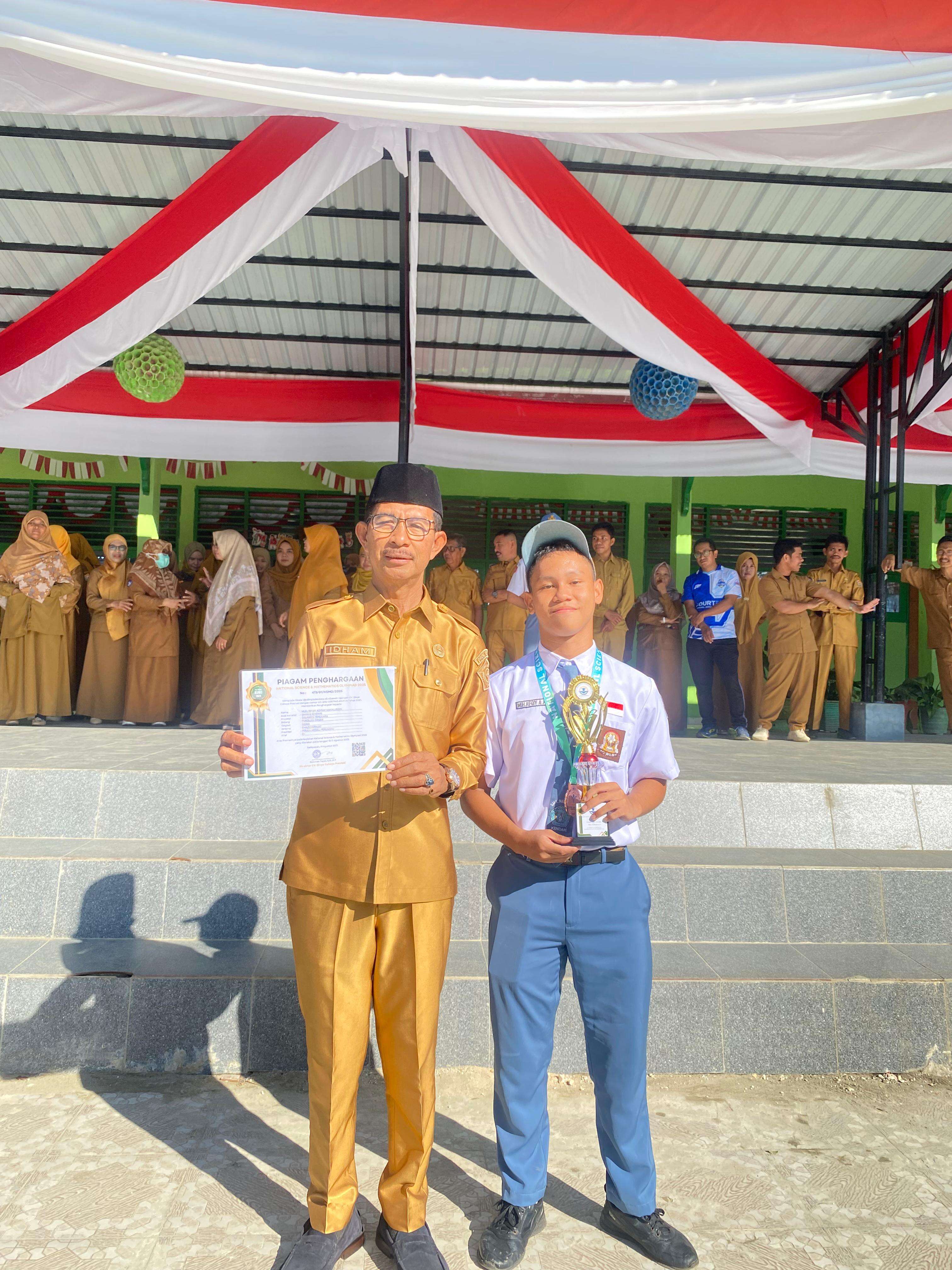 Penyerahan Piala dan Piagam National Science & Mathematics Olympiad 2025